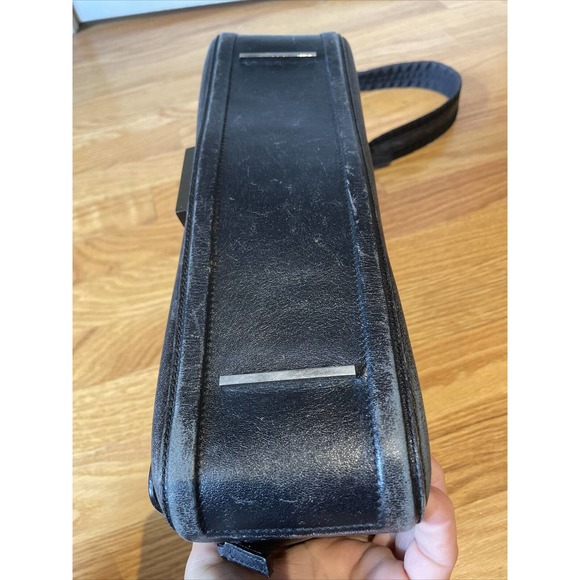 Gucci vintage black leather Shoulder Handbag inside zip pocket 0013347002058 - Picture 5 of 12